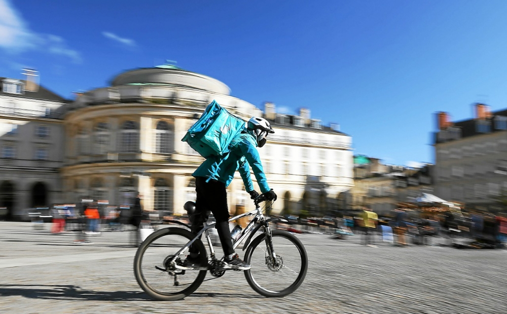 PHOTO Vincent Michel / Le Mensuel de Rennes. RENNES (35): Mourad, livreur Deliveroo