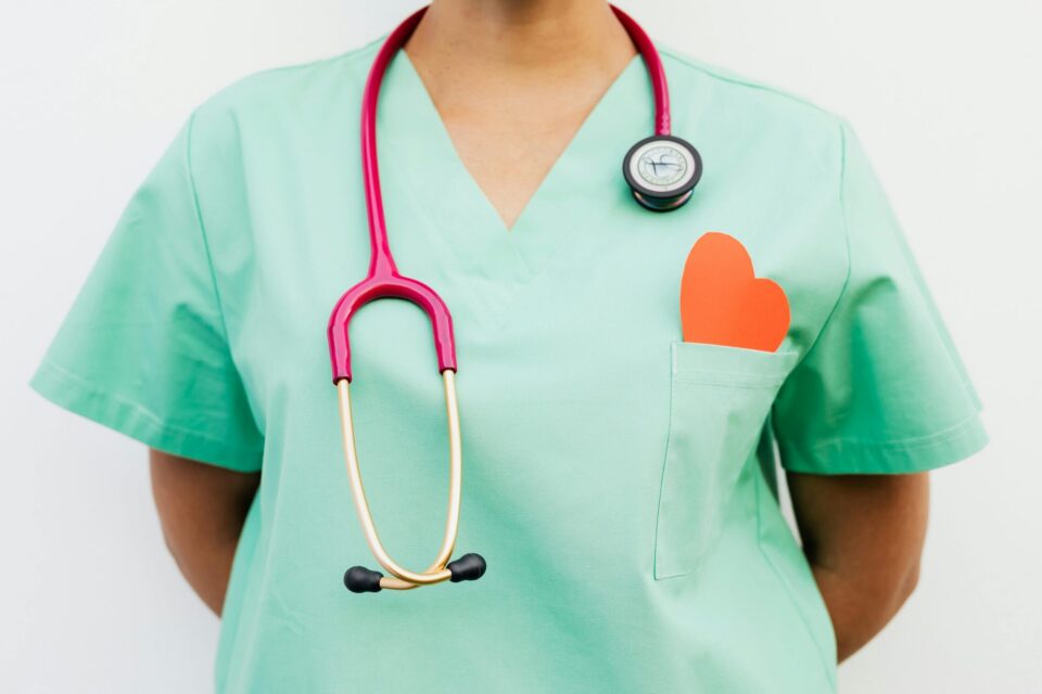 Tenue Médecin : Alliance de Confort et d’Élégance avec Good Uniforme