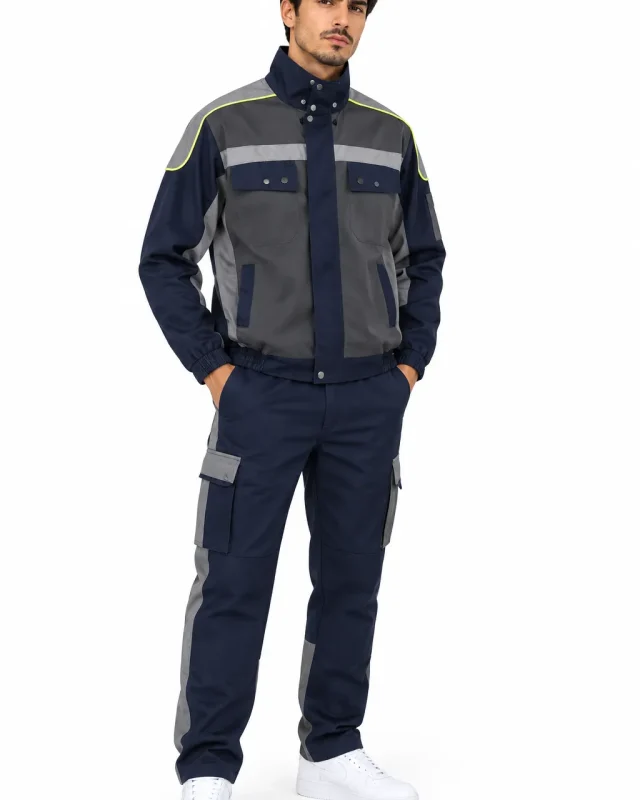 Homme en tenue de travail bleu marine et grise à bandes réfléchissantes